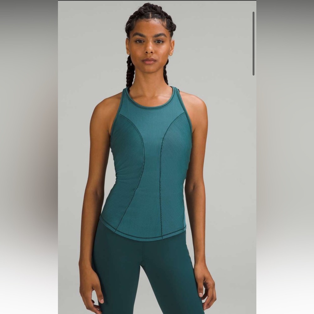 Lululemon Base Pace Two-Toned Ribbed Tank Top - size 8